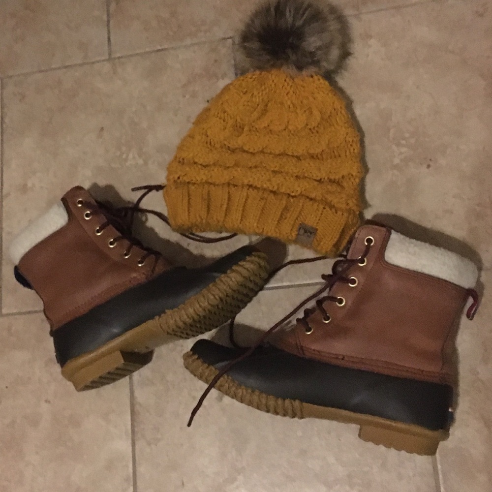 Tommy hilfiger duck boots
